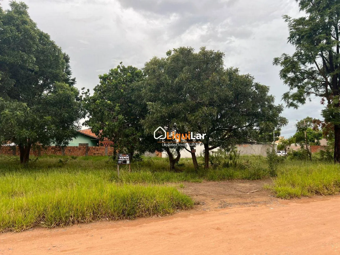 Foto do imóvel Terreno à Venda no Estrela Park com 275 m², Próximo ao Asfalto e com Alto Potencial de Valorização