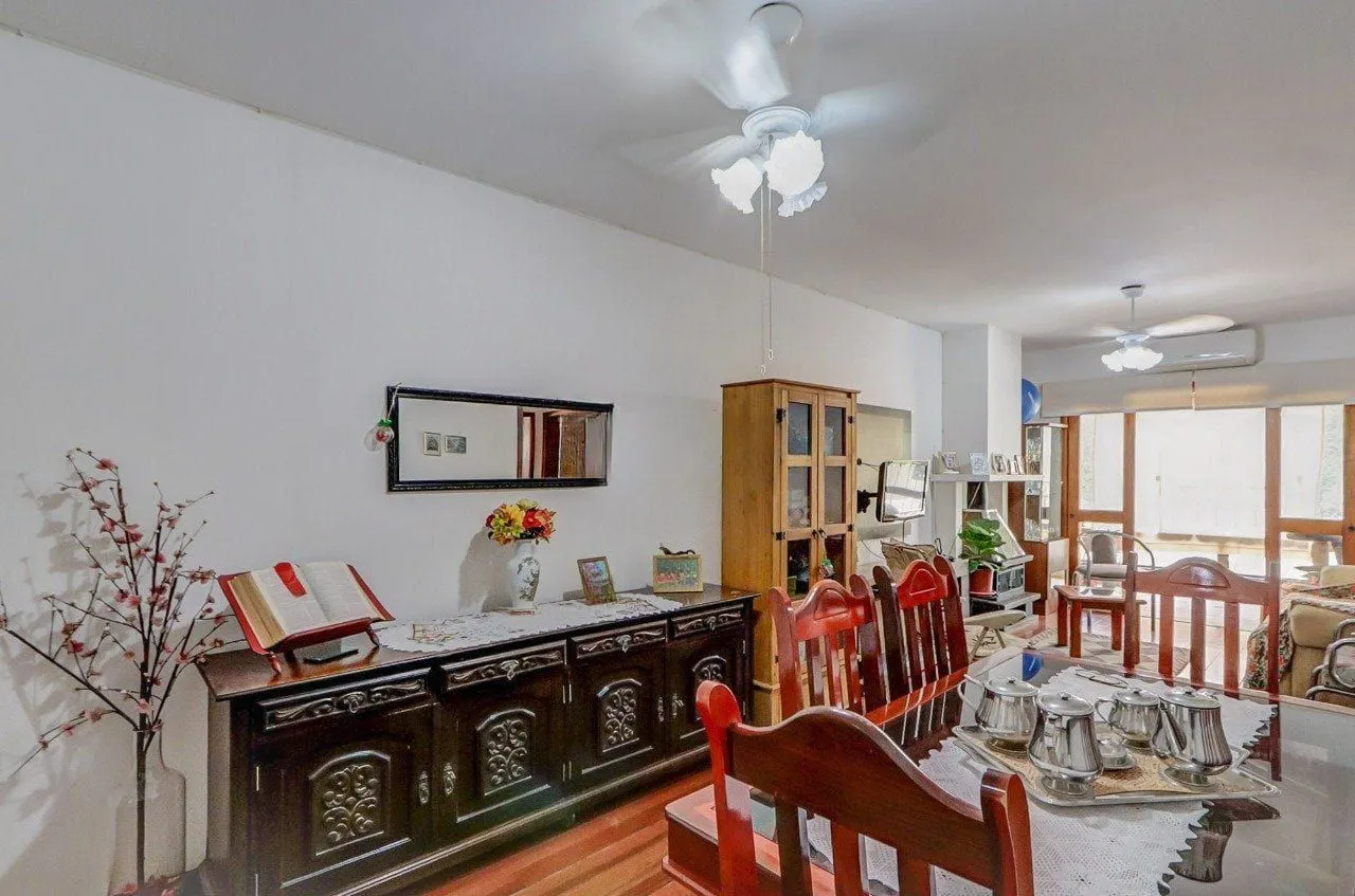 Imagem Apartamento de 3 Dormitórios com 104m² à Venda no Bairro Tristeza - Porto Alegre