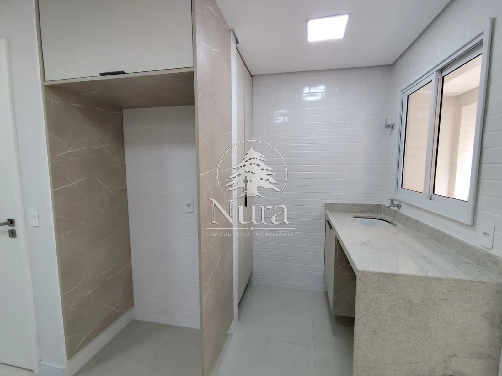 Imagem Apartamento de 2 quartos, 82m² no bairro Aparecida, em Santos