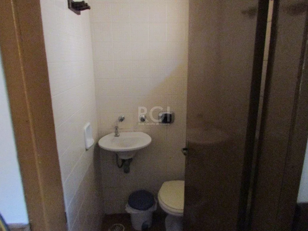 Imagem Casa Condominio para Venda - 200m², 3 dormitórios, sendo 1 suites, 4 vagas - São Lucas