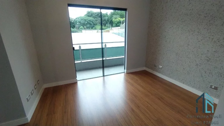 Imagem Casa a venda, em um dos melhores Bairros de São José dos Pinhais, 04 quartos sendo uma suíte e 02 Demi Suítes, 12 vagas no Aristocrata .