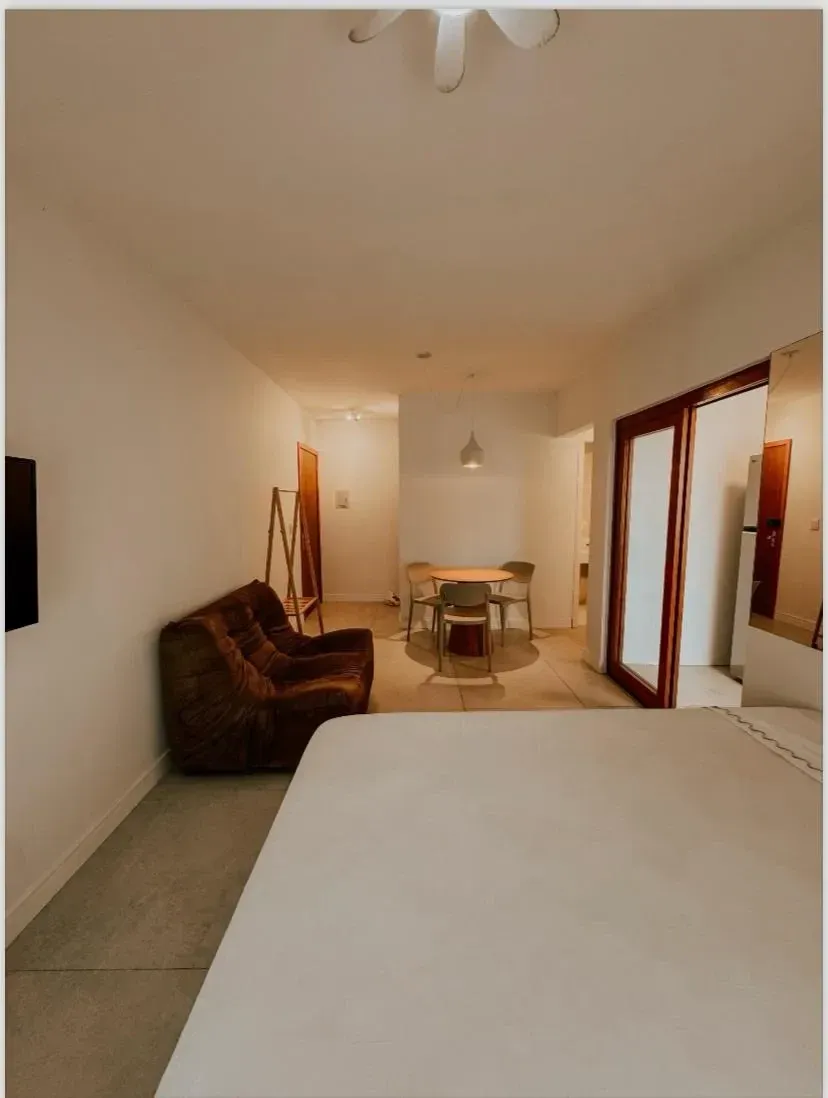 Imagem Apartamento com 1 Quarto à Venda, 33 m² em Torres - Torres
