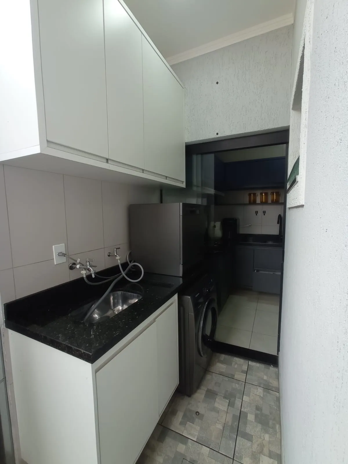 Imagem Casa à venda com 3 dormitórios sendo um suíte com uma bela área gourmet, Vila dos Comerciários 2, Taubaté, SP