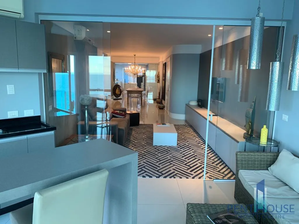 Imagem Apartamento Frente Mar para Locação em Balneário Camboriú, CENTRO, 3 dormitórios, 2 suítes, 3 banheiros, 3 vagas