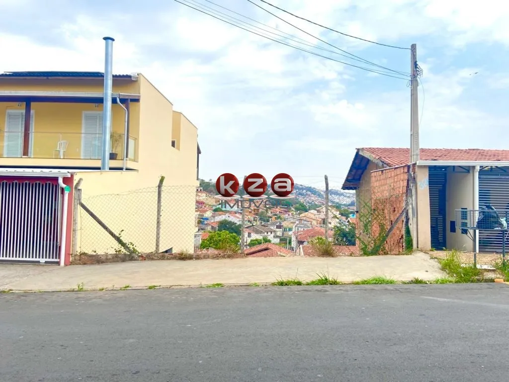 Foto do imóvel Terreno Comercial de 300m² à Venda em Valinhos-SP, Jardim Novo Mundo: Oportunidade Única!