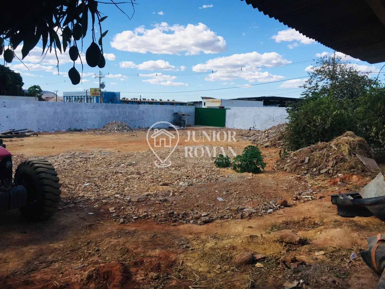 Imagem ÁREA MURADA COM ESCRITÓRIO - SÃO MIGUEL - BARREIRAS/BA