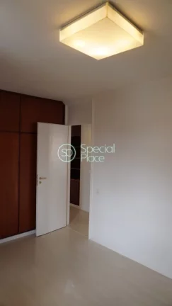 Imagem 101 metros 2 dormitórios 1 suíte dormitório de empregada com banheiro despensa 2 vagas Apartament...
