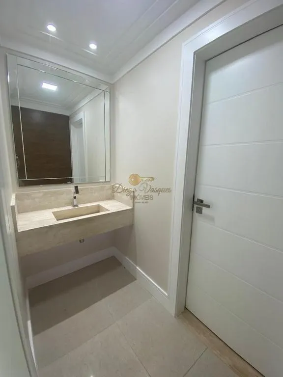 Imagem Casa em Condomínio para Venda em Teresópolis / RJ no bairro Prata