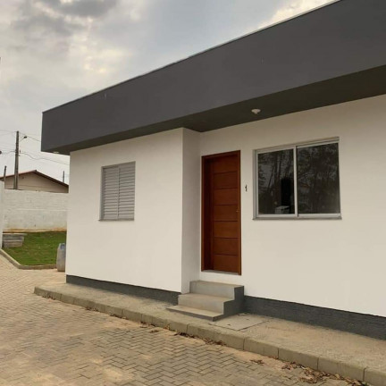 Imagem Casa de Condomínio com 2 Quartos à Venda, 57 m² em Laranjinha - Criciúma