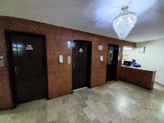 Imagem Apartamento com 4 dormitórios à venda, 220 m por R$ 600.000,00 - Centro - Sorocaba/SP