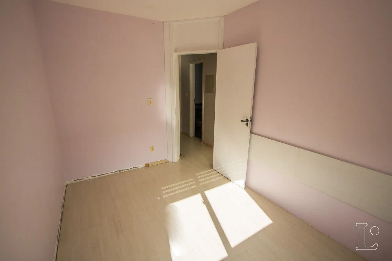 Imagem Excelente casa em condomínio fechado -Bairro Cristal
