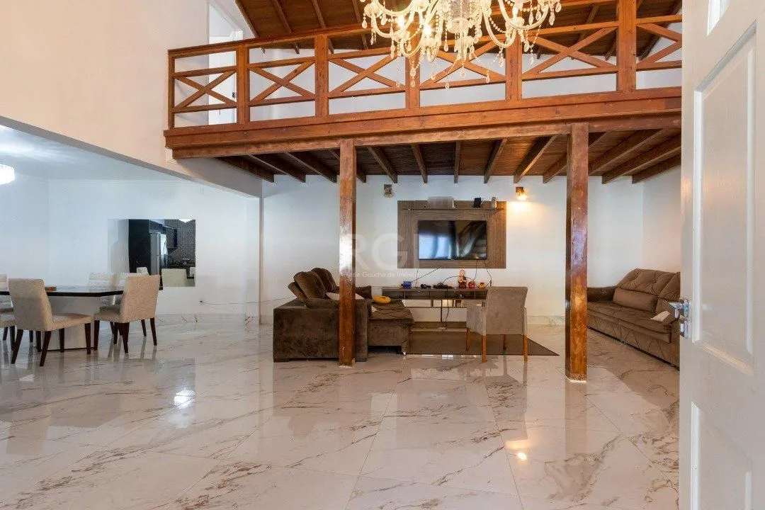 Imagem Casa para Venda - 120m², 4 dormitórios, sendo 1 suites, 3 vagas - Serraria