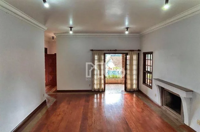 Imagem Casa com 4 dormitórios à venda, 450 m² por R$ 2.400.000,00 - Pinheirinho - Itajubá/MG