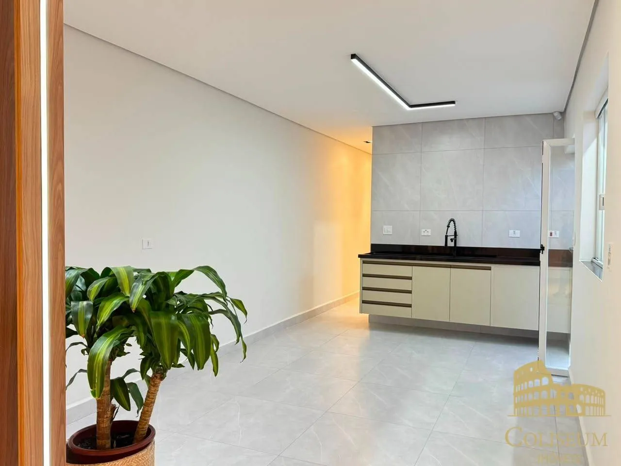 Imagem Linda Casa na Vila Guilhermina, 3 Dorms c/2 suítes, 2 Vagas - Fino Acabamento