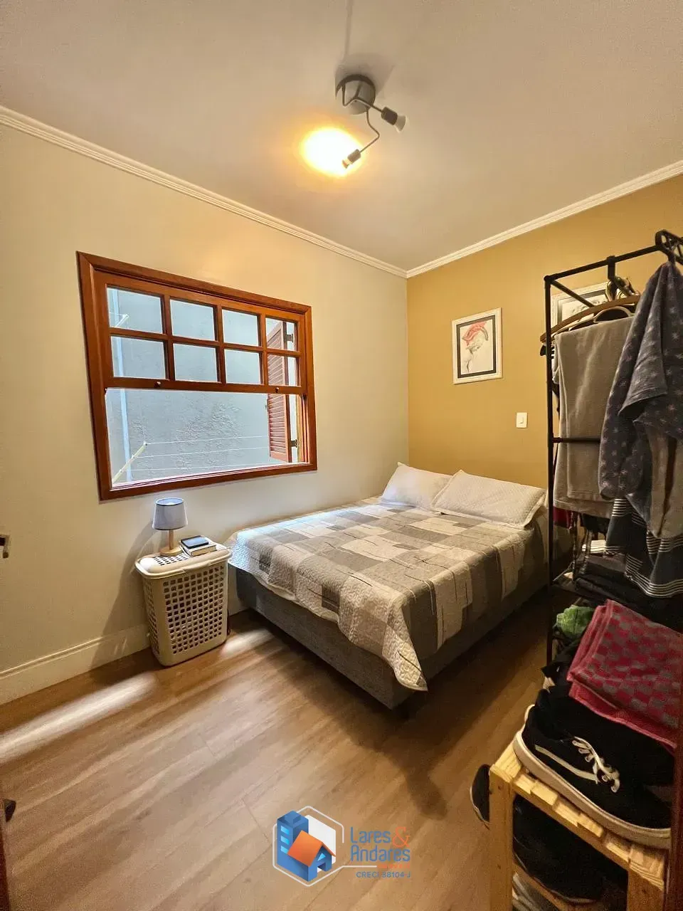 Imagem Sobrado para venda em Vila Guedes com 3 quartos, sendo 1 suíte, 164m²