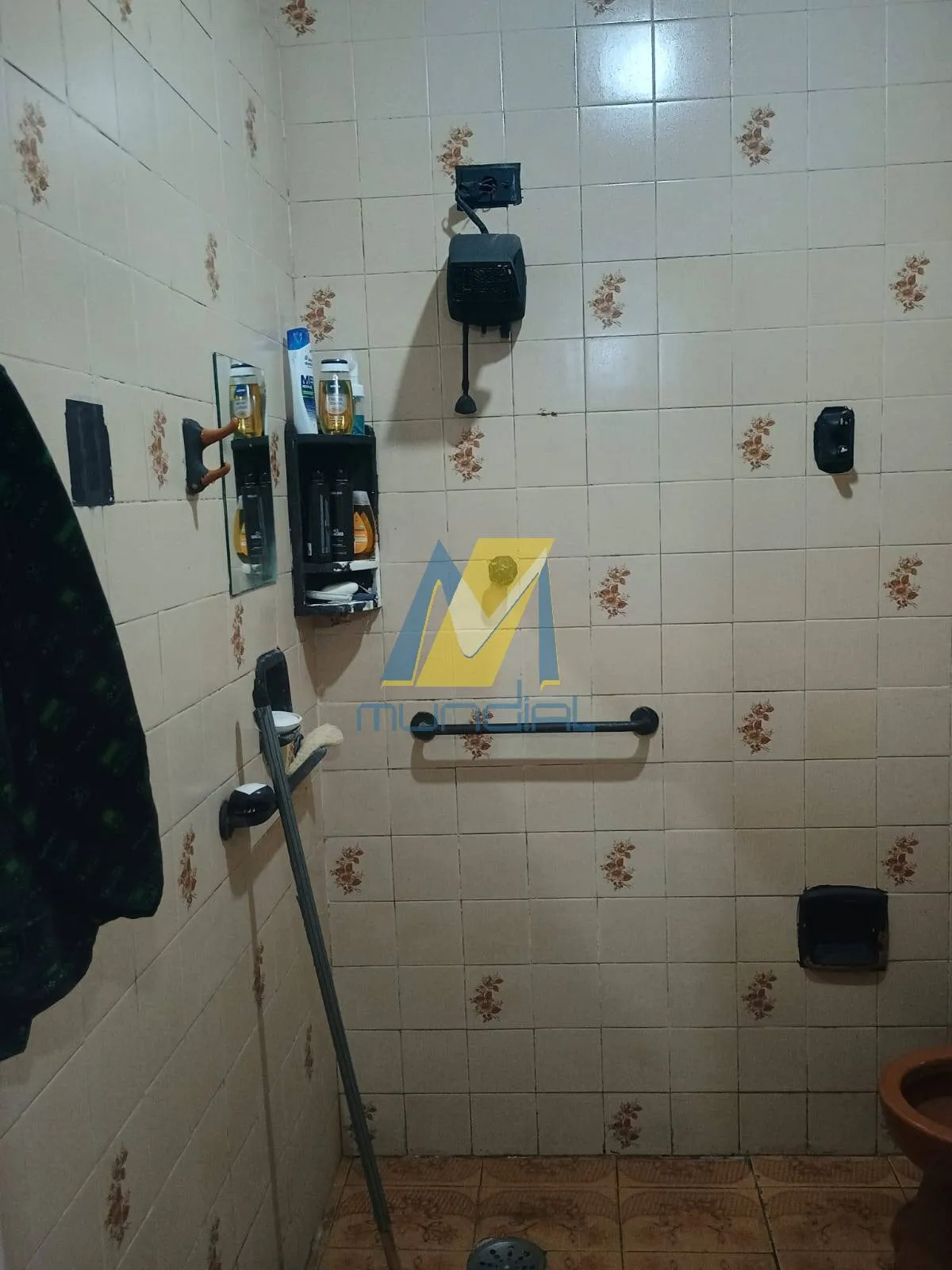 Imagem Casa térrea com 2 quartos na Vila Alto de Santo André, totalmente plana.