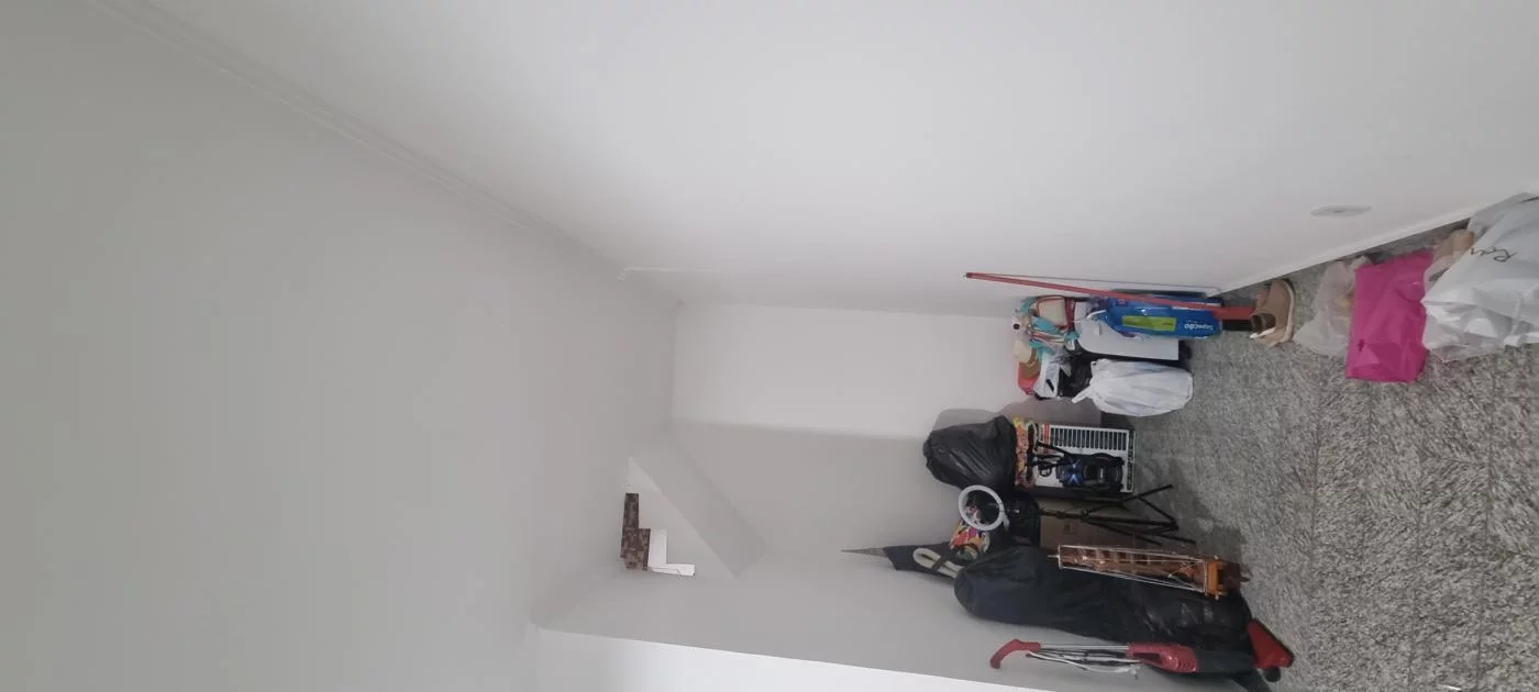 Imagem Casa para Venda em Rio de Janeiro, RAMOS, 4 dormitórios, 1 suíte, 3 banheiros, 1 vaga