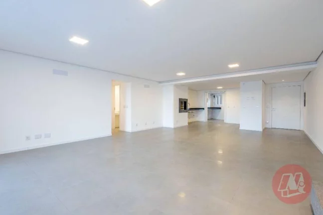 Imagem No Cristal, Garden de 315 m², 3 suítes, 3 vagas e piscina.