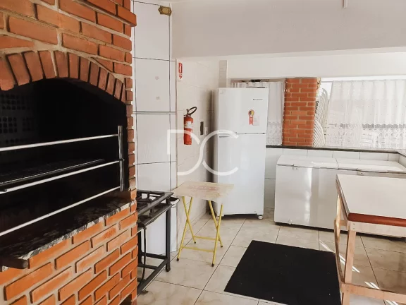 Imagem Cajuru - Venda Sobrado AC 620m² | AT 880 m² | 4 Dormitórios | 2 Suítes | 4 Banheiros | 4 Vagas