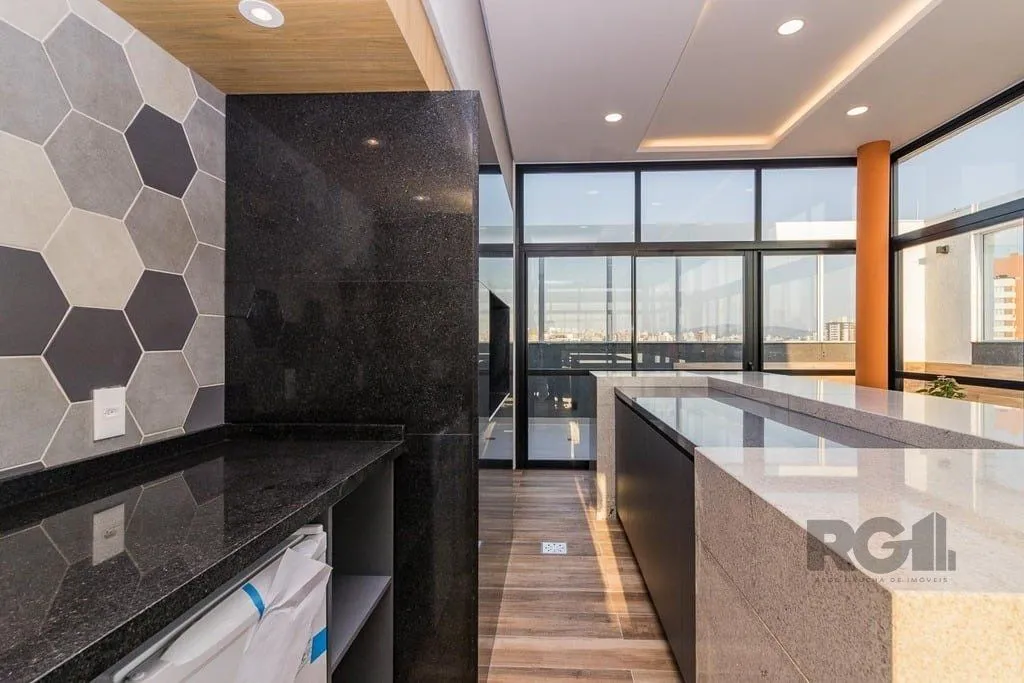 Imagem Apartamento no bairro Azenha 1 dormitório 1 vaga - Azenha