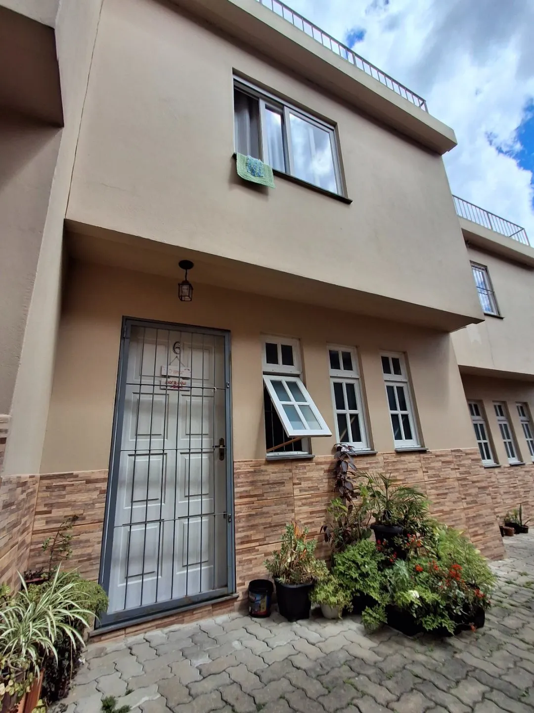 Sobrado a venda em Viamão bairro Querência com 60m²