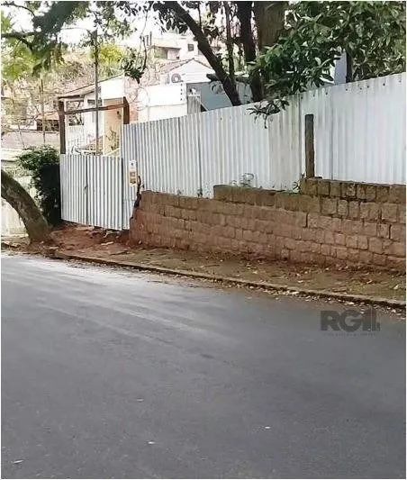 Imagem Terreno em Tristeza