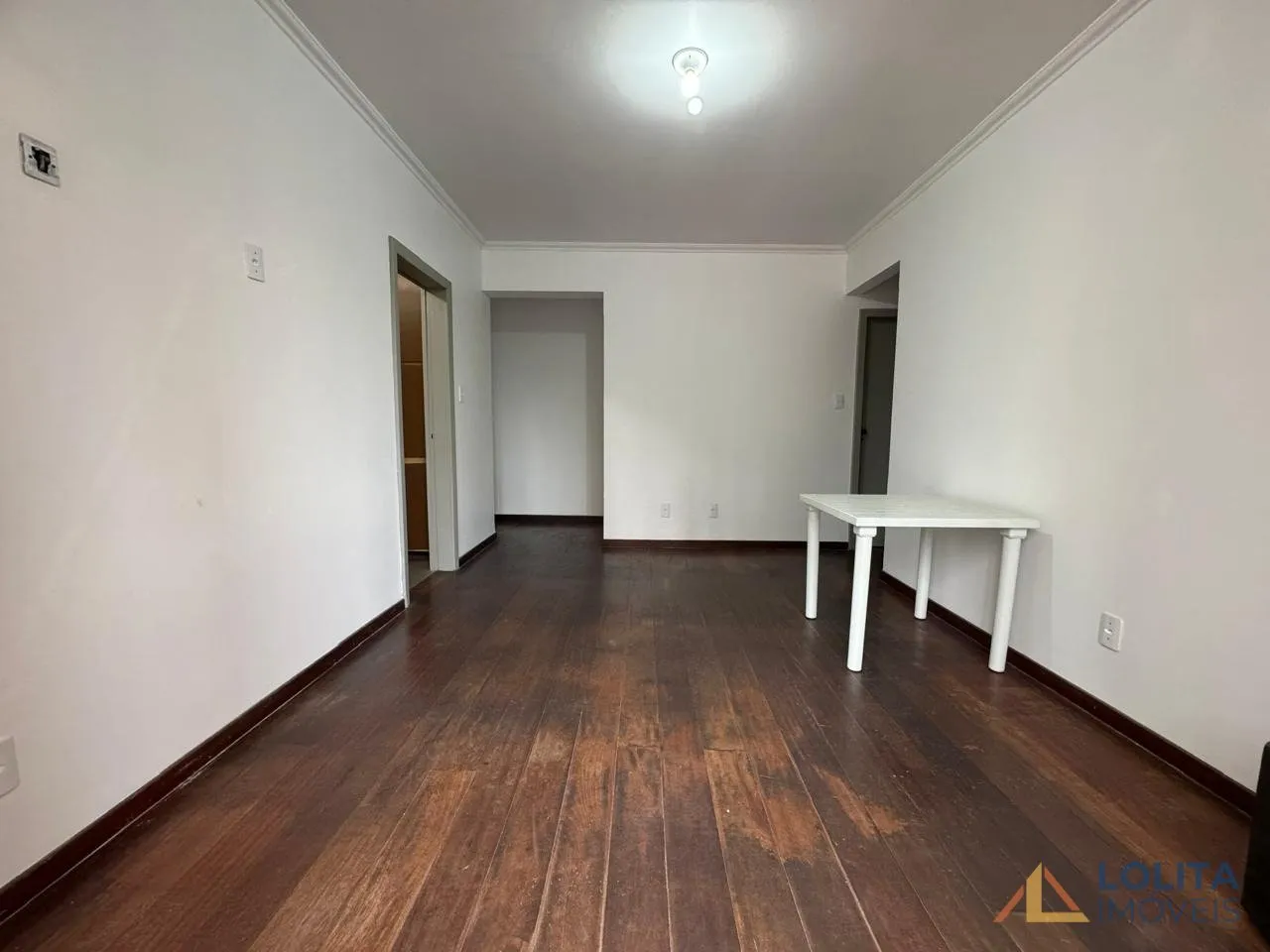Imagem APARTAMENTO DE 2 DORMITÓRIOS À VENDA NO CENTRO DE FLORIANÓPOLIS/SC