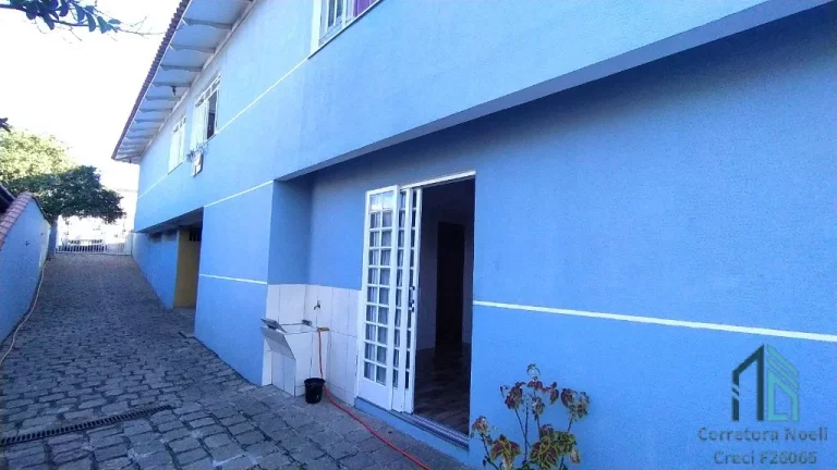Foto do imóvel Casa a venda dois pisos (duas moradias) 05 quartos /suíte, 08 vagas no Rio Verde em Colombo PR
