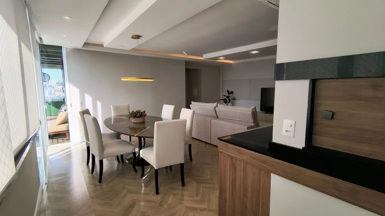 Imagem Apartamento 3 quartos sendo 1 suíte para venda no bairro Centro em Caxias do Sul