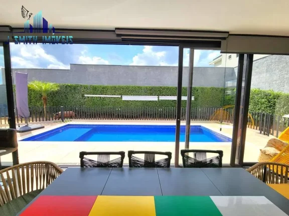 Imagem Casa no Alphaville Granja Viana - Moderna, 3 suítes, gourmet e piscina!
