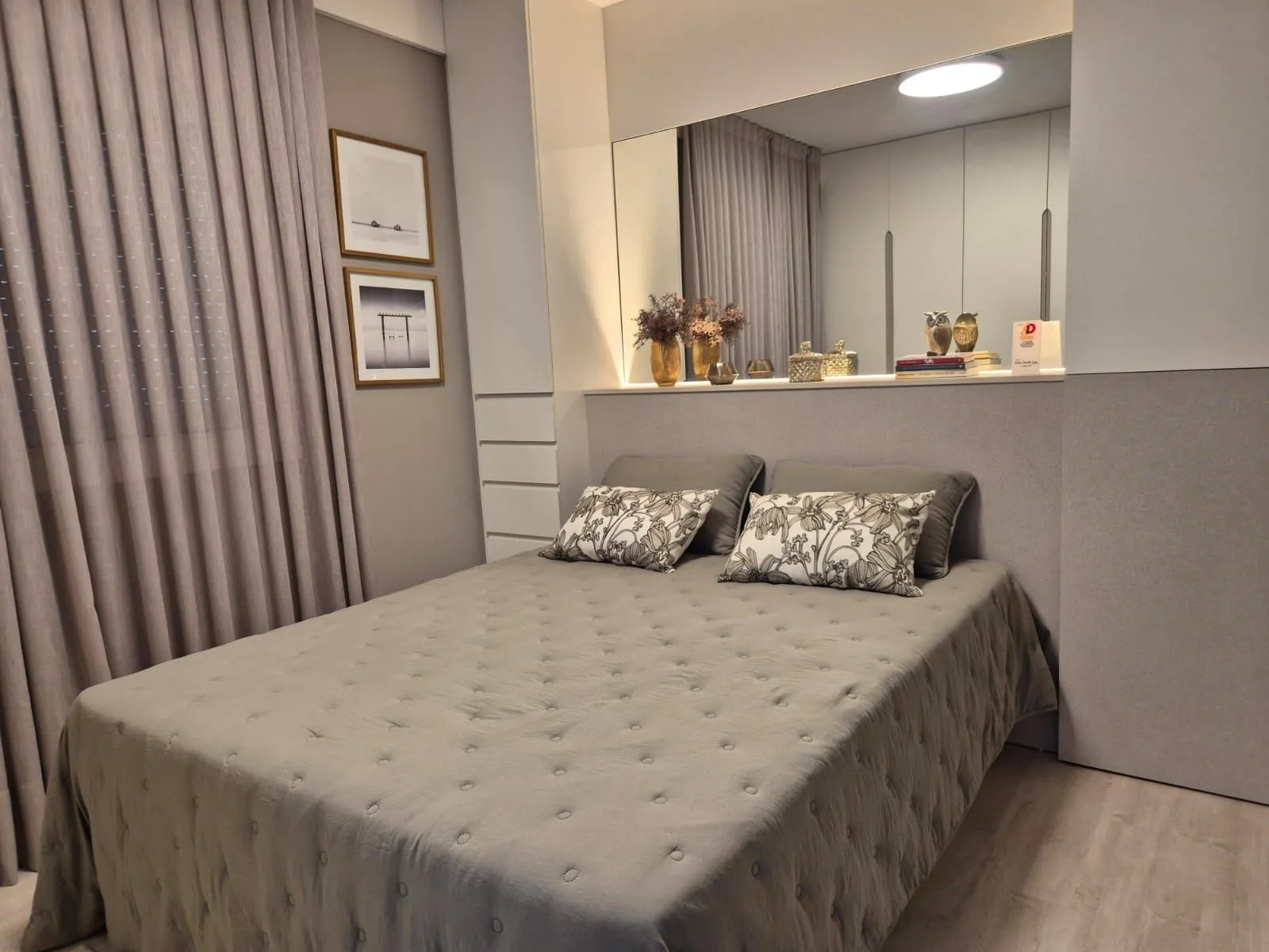 Imagem Apartamento 2 Dormitórios, Decorado e com Vaga de Garagem | Pronto para Morar!