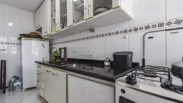 Imagem Vende-se apartamento com 1 quarto, 43m² e 1 vaga - Petrópolis