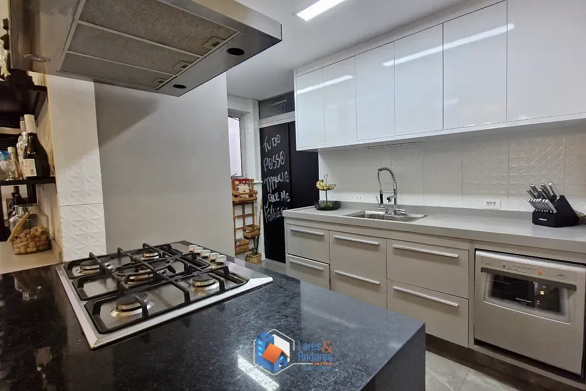 Imagem Triplex para venda em Santana com 2 quartos, sendo 2 suítes, 112m²