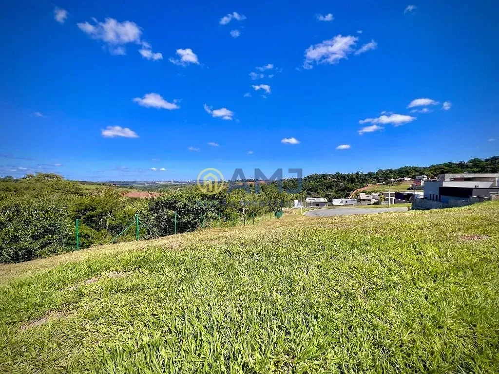 Imagem Oportunidade no Condomínio Jardins Bolonha: lote de 510m² em localização privilegiada, ao lado da reserva natural.