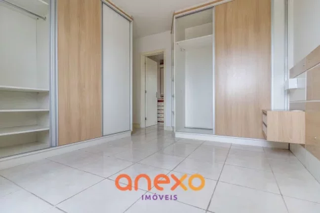 Imagem Apartamento a venda em Blumenau com 3 Dormitórios no bairro Vila Nova.