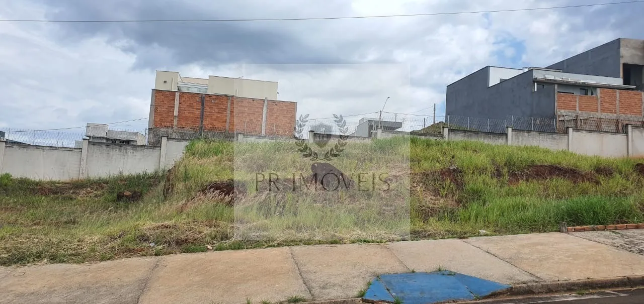Foto do imóvel Terreno à venda em Araraquara-SP, bairro Residencial Ravena, 250m² de área