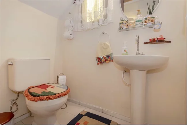 Imagem Casa para venda no bairro Moinhos de Vento em Porto Alegre