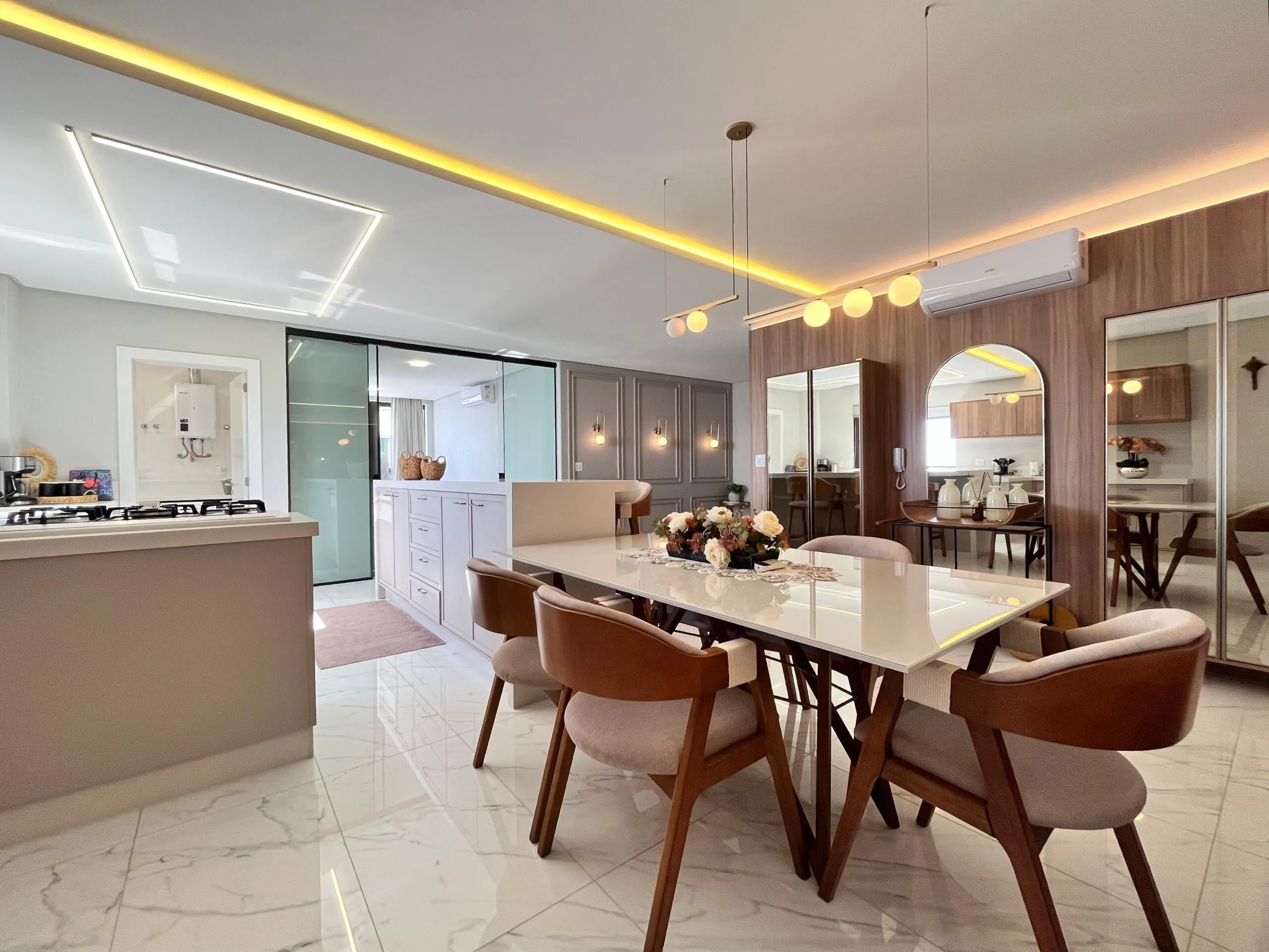 Imagem Apartamento com vista para o mar à venda com 185m2 por R$ 5.500.000,00