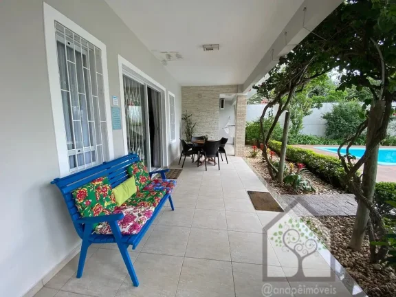 Imagem Casa linda, confortável e com piscina na praia do Campeche