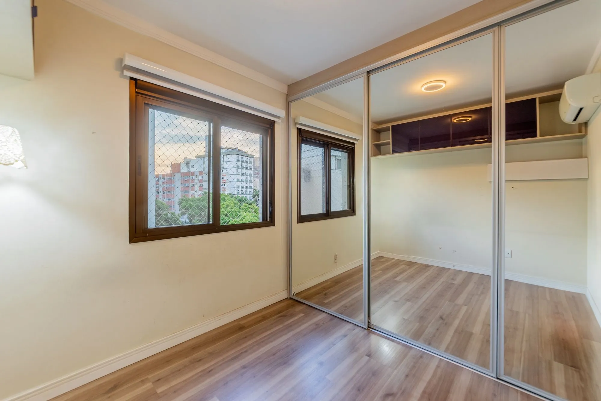 Imagem Apartamento com 2 suites, lavabo e 2 vagas de garagem no Bairro Rio Branco