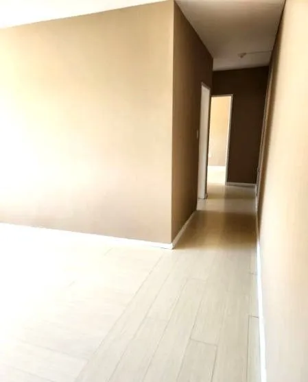 Imagem Apartamento no Menino Deus de 2 dormitórios DESOCUPADO