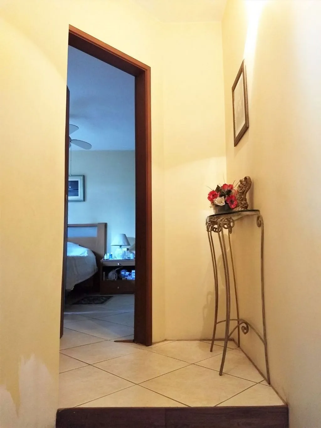 Imagem Casa 4 dormitórios à venda no Bairro Vila Jardim - Porto Alegre