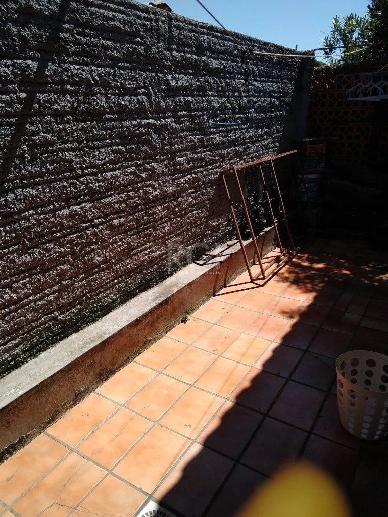 Imagem Casa para Venda - 76m², 5 dormitórios, 3 vagas - Santo Antonio