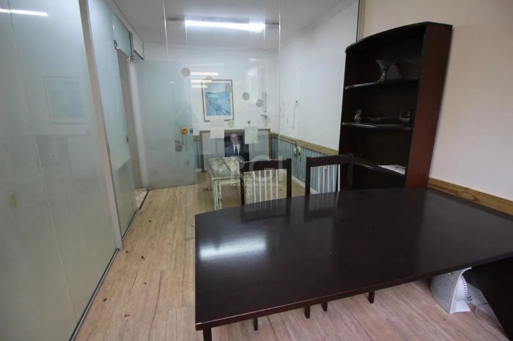 Imagem Conjunto Para Comprar 54,97 m² Por R$ 320.000,00 - Moinhos de Vento - Porto Alegre/RS