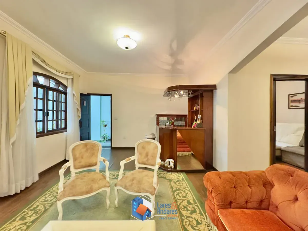 Imagem Sobrado para venda em Vila Constançia com 3 quartos, sendo 1 suíte, 300m²