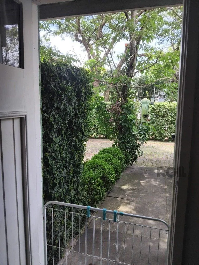 Imagem Casa em condomínio no Sarandi de 2d vaga e infra