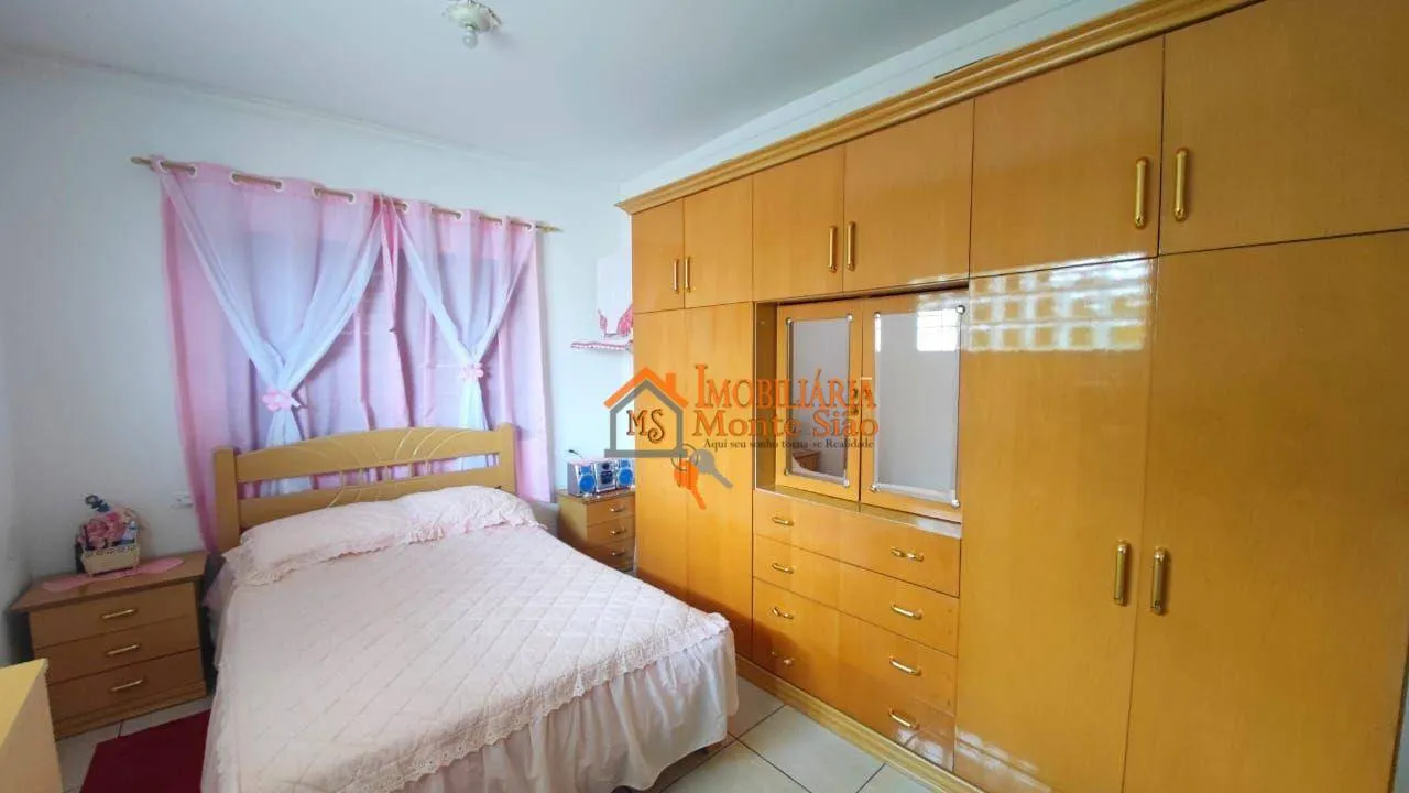 Imagem Sobrado com 3 dormitórios à venda, 250 m² por R$ 599.900,00 - Jardim São Domingos - Guarulhos/SP