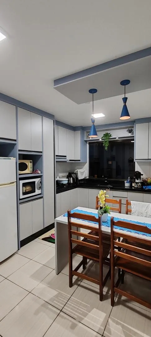Imagem Casa à venda em Cascavel - Universitário - 300m² - Churrasqueira e Energia Solar