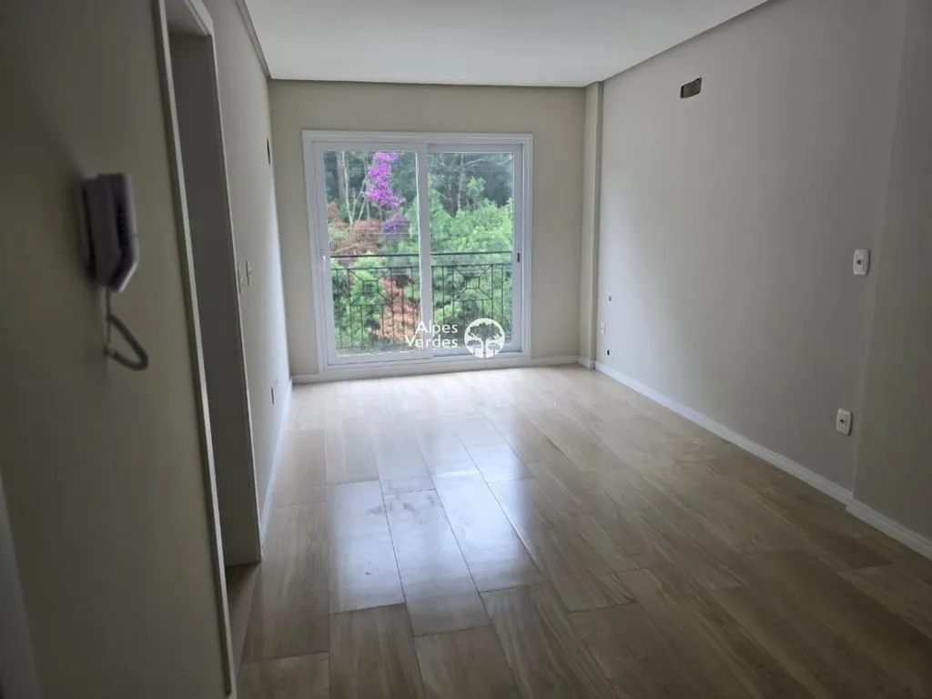 Imagem Vende-se Apartamento 1 suite em Canela a 2 minutos da Catedral de Pedra