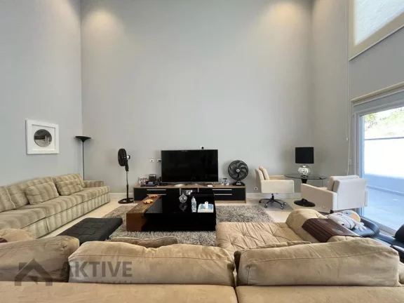 Imagem Casa de Condomínio em Alphaville - Santana de Parnaíba, SP